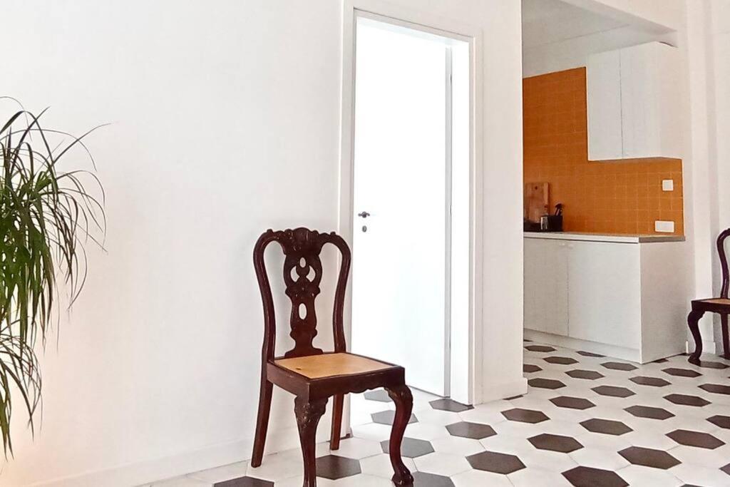 Stylish City Flat Near Promenade Thessaloniki Exterior foto